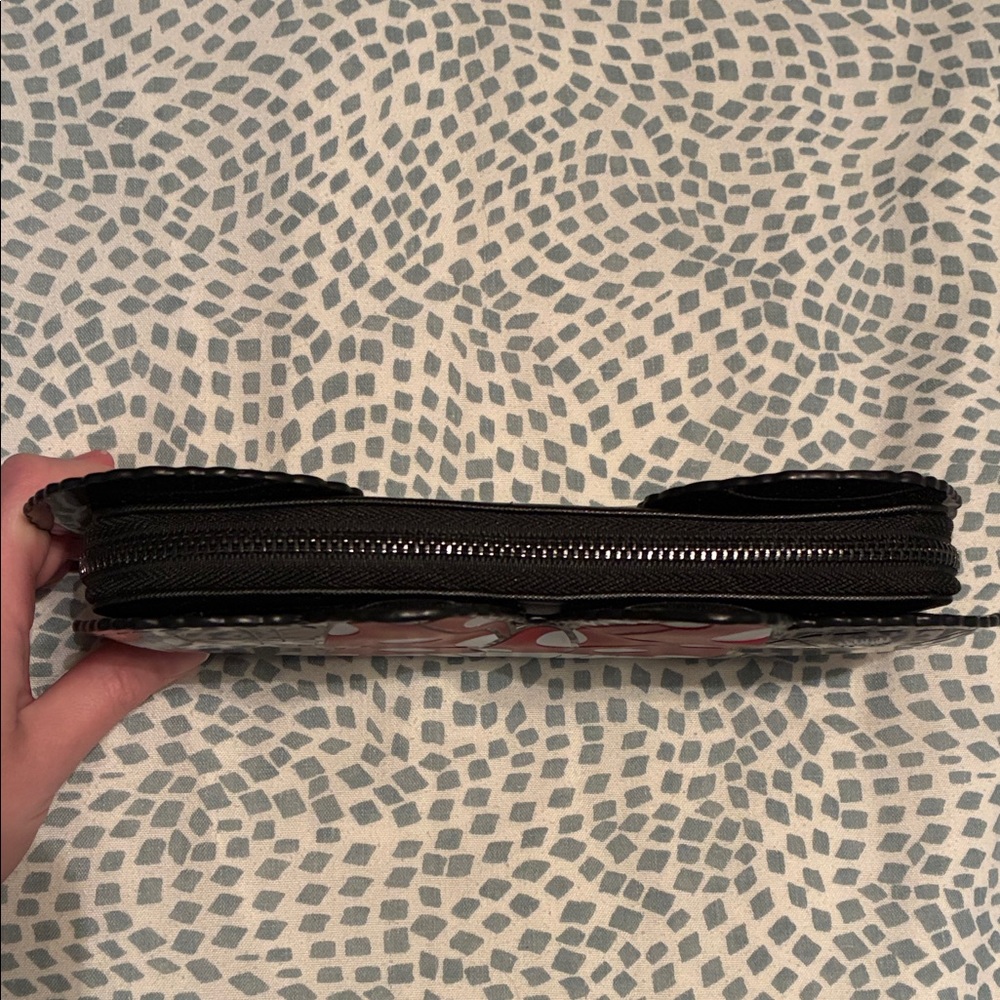 Loungefly Minnie & Mickey Mouse Red and Black Wallet - Picture 7 of 11